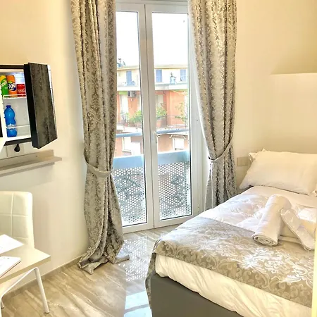 Correnti Boutique * سانريمو